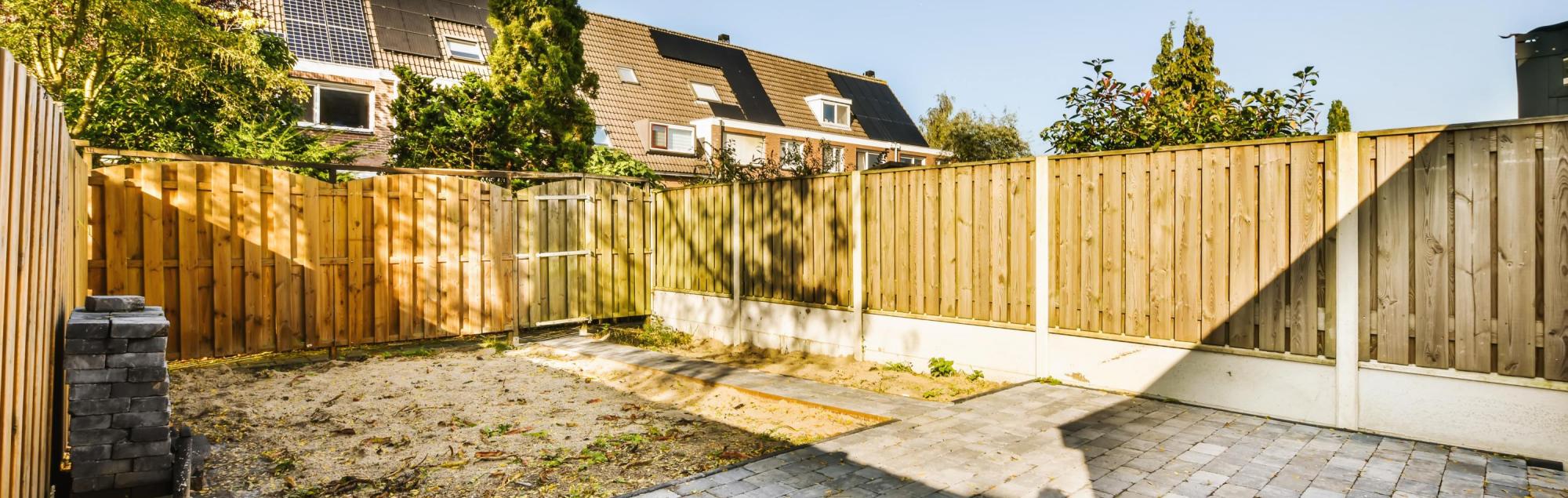 Zo maak je een prachtige onderhoudsarme tuin met hulp van JVL Containers